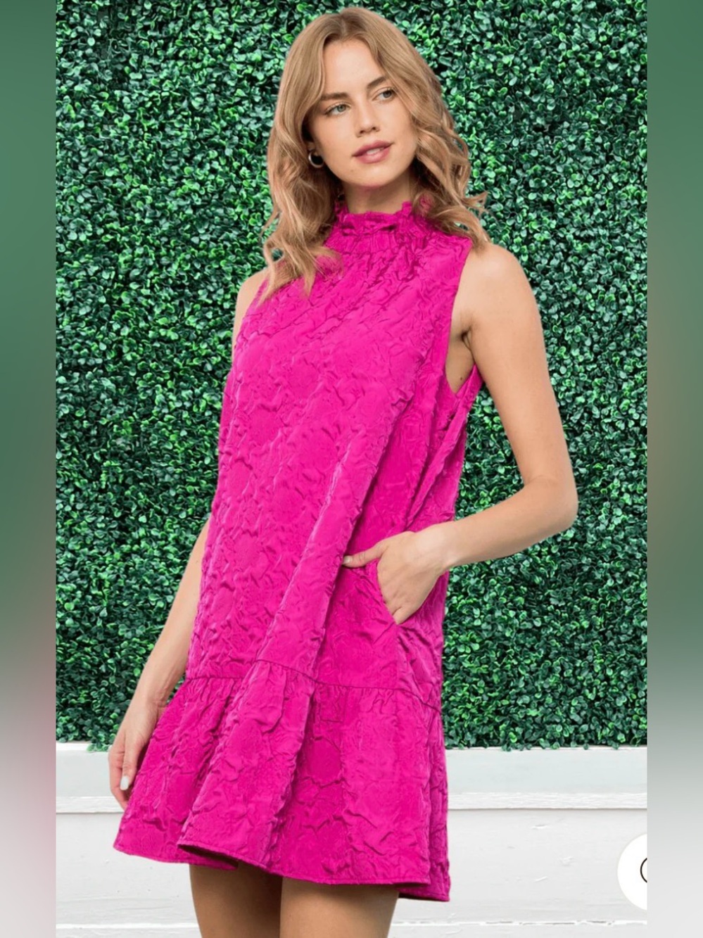 THML New With Tags Pink Textured Ruffle Hem Shift Dress Large Sleeveless